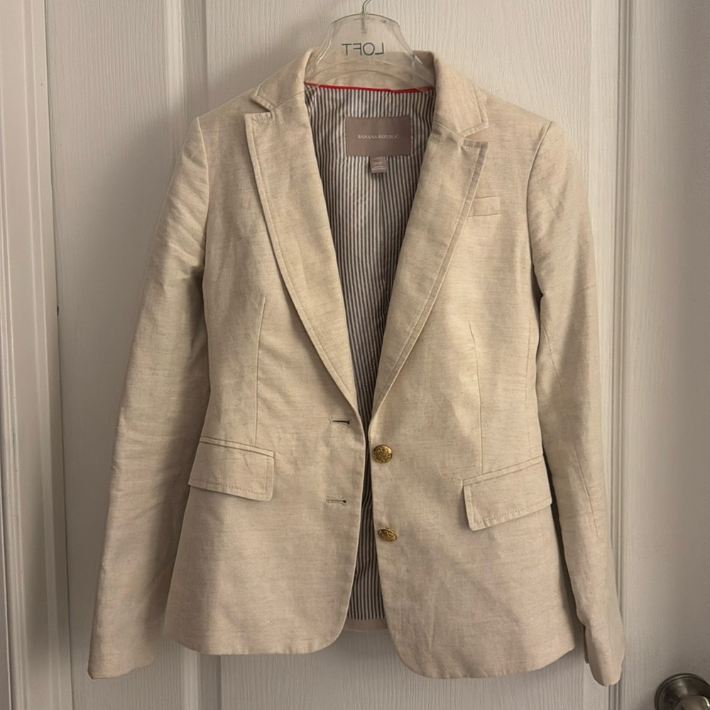 Like new - tan blazer